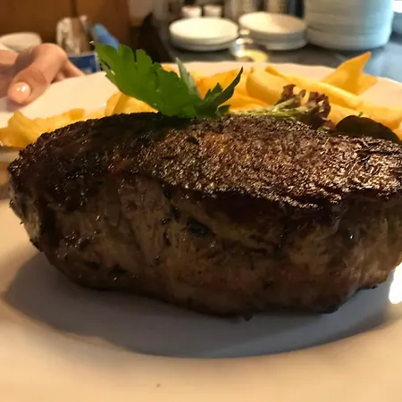 Hausener Dorfkrug 3*