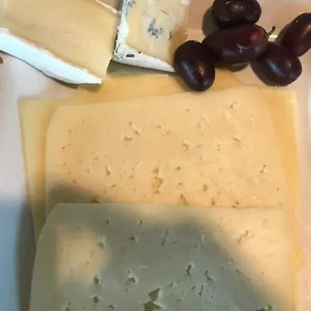 Hausener Dorfkrug 3*