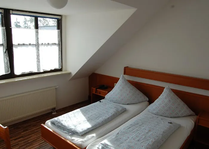 Hausener Dorfkrug 3* Франкфурт-на-Майне