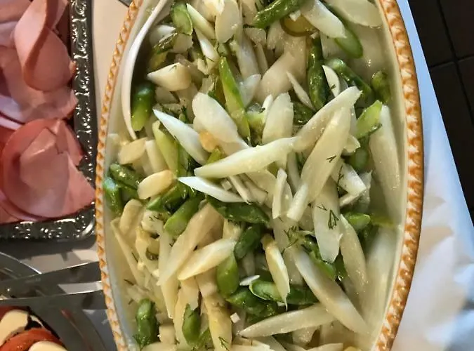 Hausener Dorfkrug Отель 3*