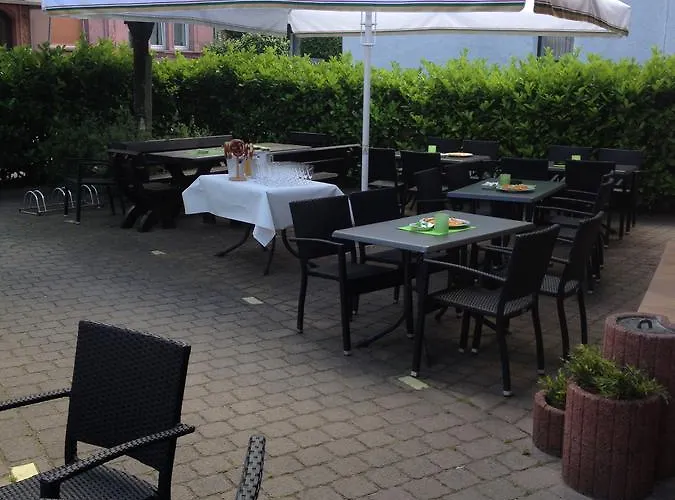 Hotel Hausener Dorfkrug 3*