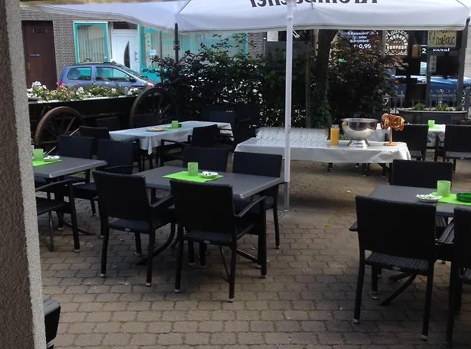 Hausener Dorfkrug 3* Frankfurt am Main